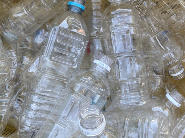 ペットボトルの画像