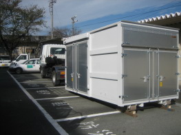 移動式廃棄物処理車②